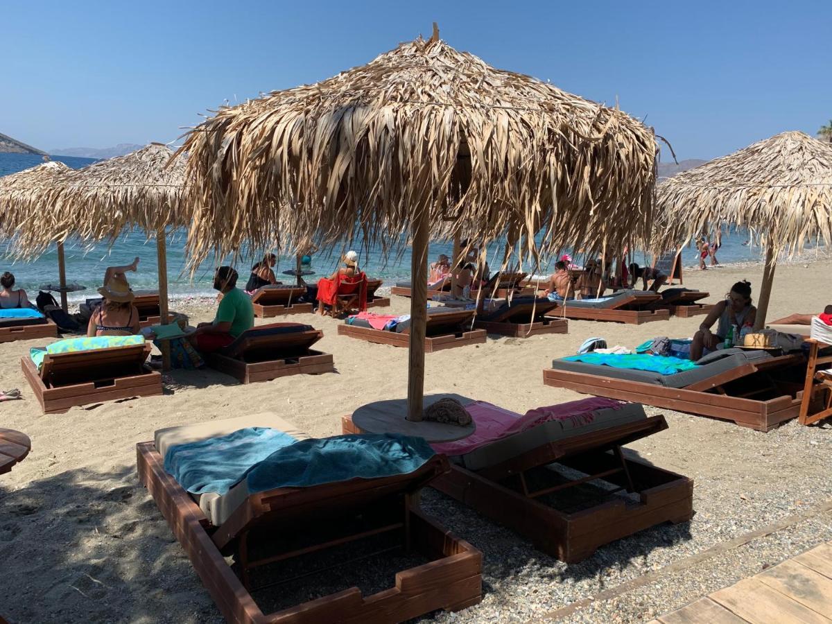 La Playa Boutique Apartments Myrties 외부 사진